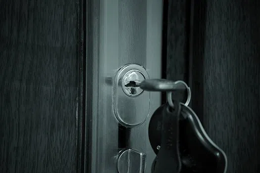 Miami Lock Master Miami, FL 305-908-3099 Miami Lock Master Miami, FL 305-908-3099 - zip-01